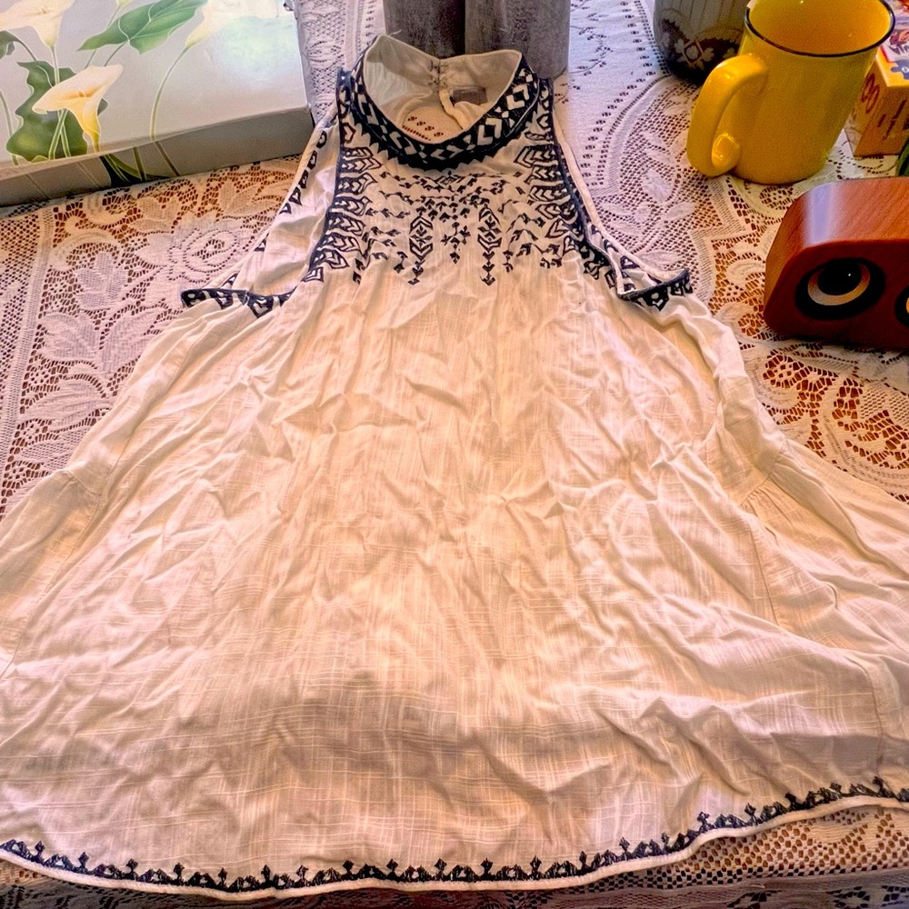 Large Urban Outfitters Boho Tank